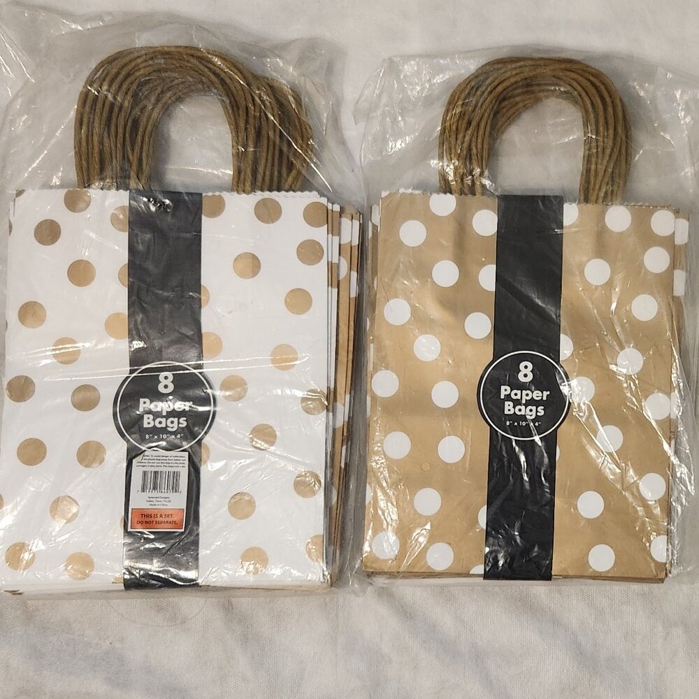 16 Gift Bags, Gold & White Bright Polka Dots Kraft Paper Gift Bags - Picture 2 of 2